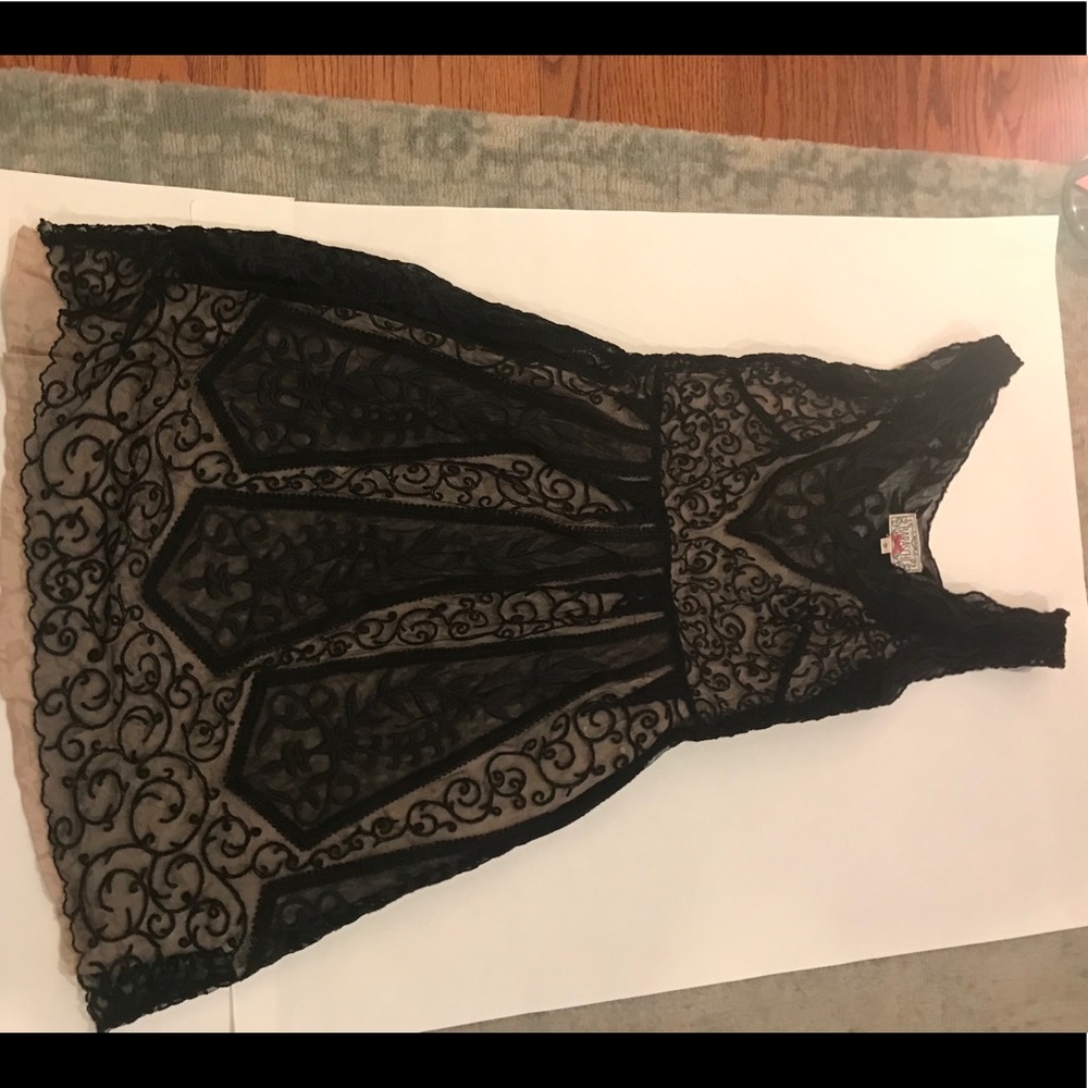 Lace black dress
